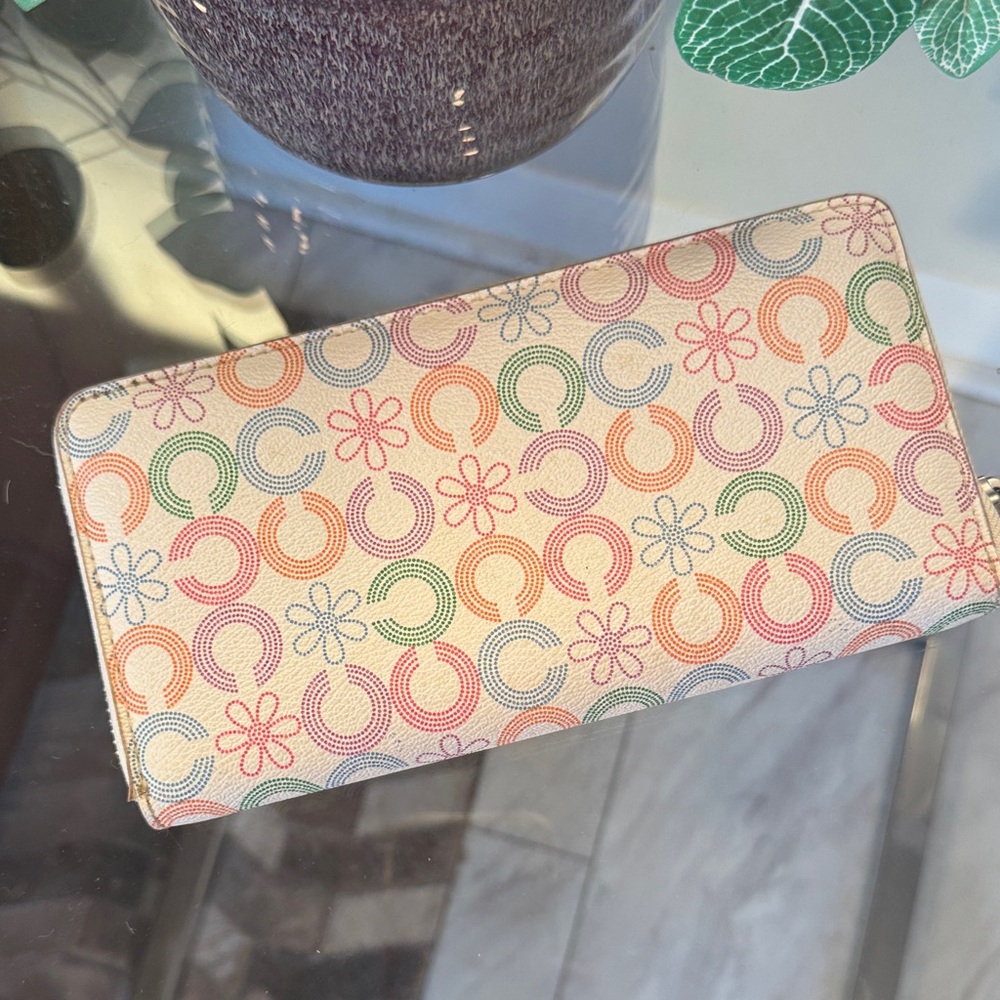 Coach Multicolor Signature Pattern Wallet - Picture 5 of 9